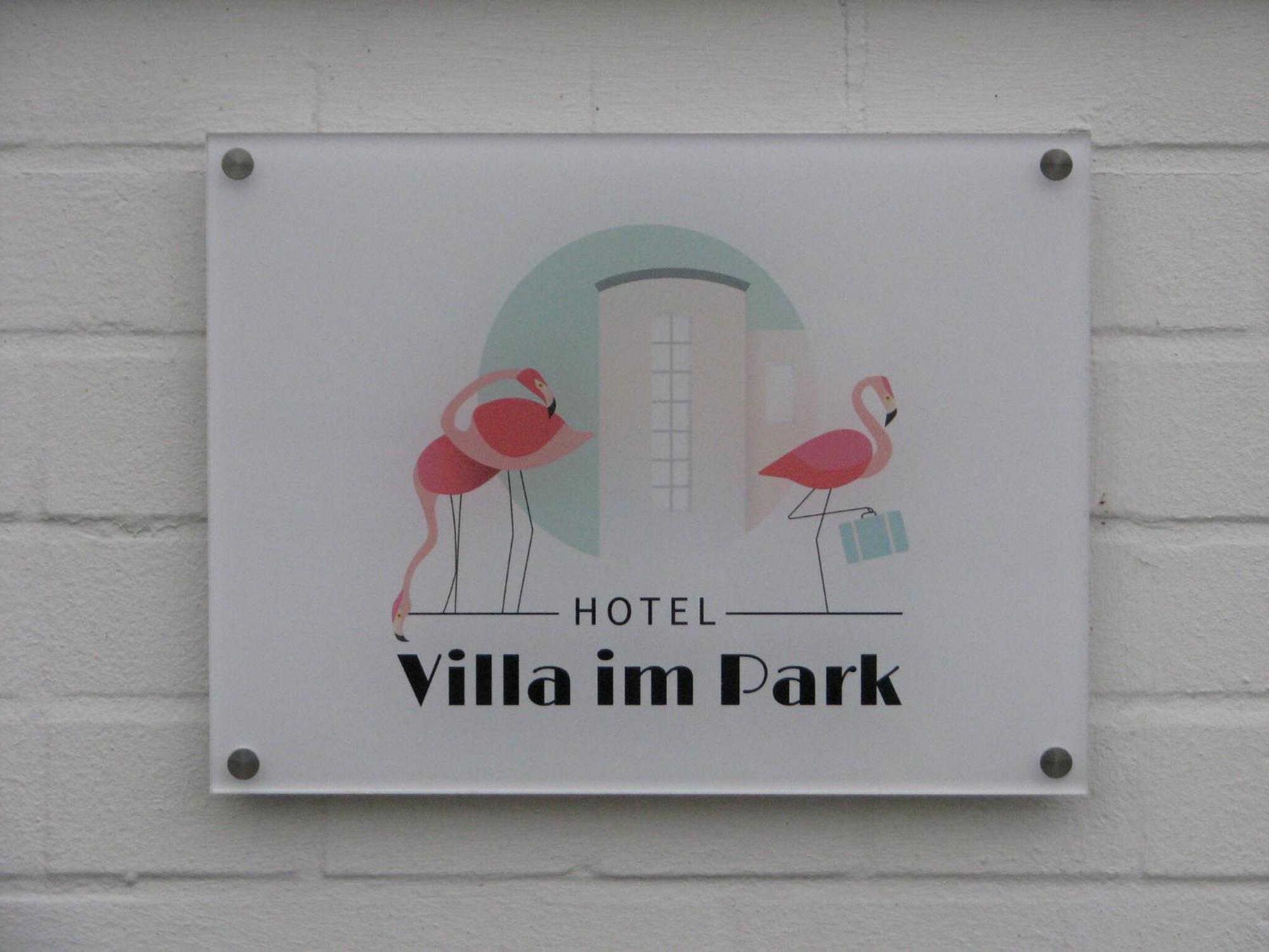 Hotel Im Park 3*